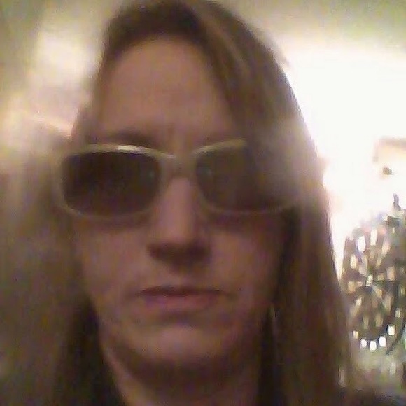 Meet your Posher, Tammy - Picture 1 of 1